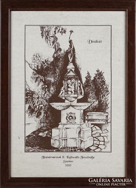 1H897 fountain in Szentes framed in silk