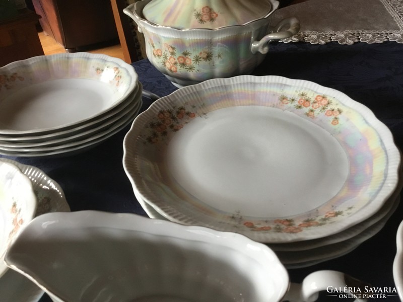 Baroque tableware, iridescent, for 6 people