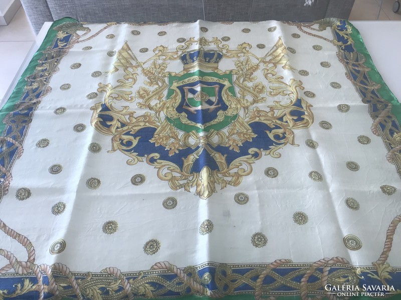 Peter Hanh selyemkendő  koronás címerrel, 100 x 96 cm