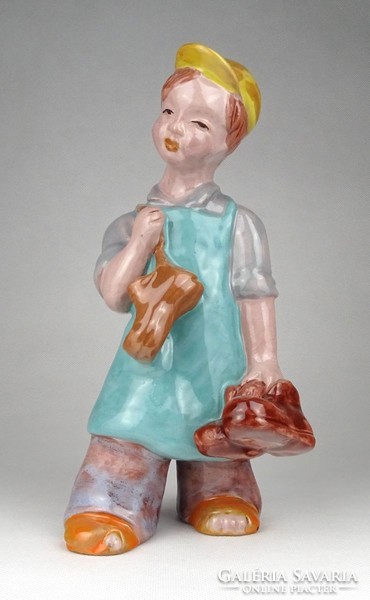 1H671 unmarked rahmer ceramic caster boy 23 cm