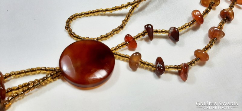 Vintage carnelian mineral and glassstone pearl necklace