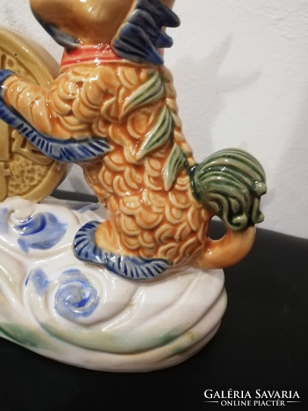 Chinese porcelain mythical chi lines 21 cm