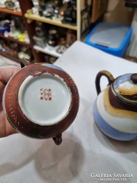 Japanese porcelain spout and sugar bowl