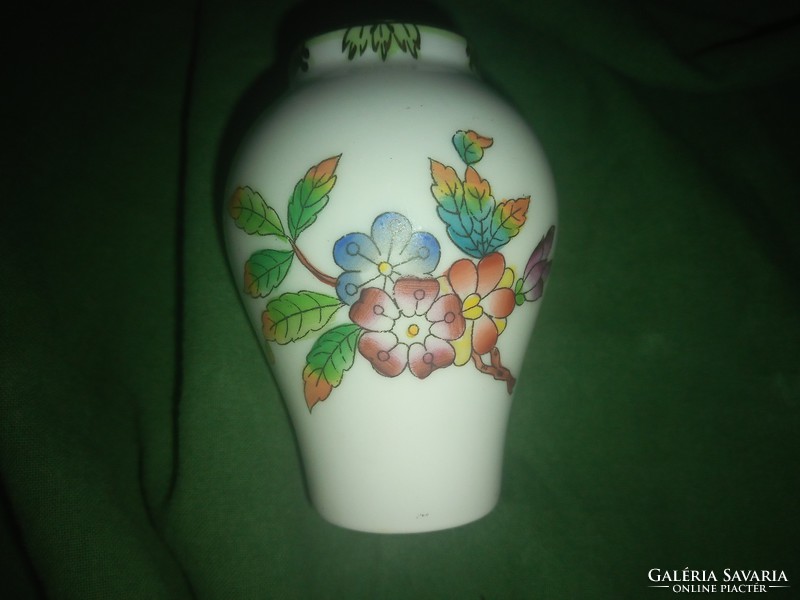 Antique Victorian patterned mini vase with Herend lid