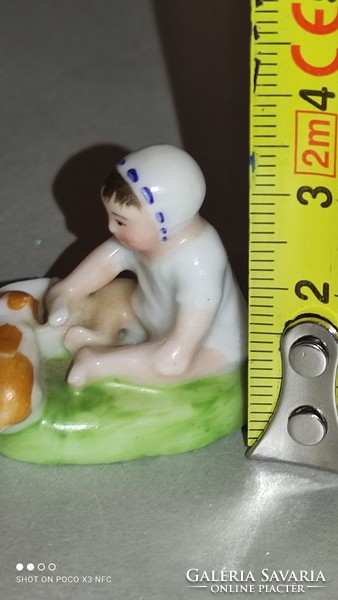 Antique mini dollhouse porcelain extreme rare figure presumably unmarked goebel baby girl with kitten