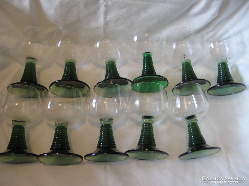 Schott Zwiesel zöld talpú kristály poharak minta nélkül