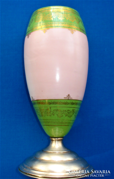 Antik, különleges, ezüst talpú porcelán váza