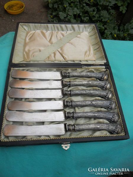 Antik ezüst agancsos nyelű  kés készlet eredeti dobozában