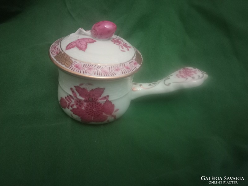 A very rare 1930s Herend pourpre patterned apponyi cream cup