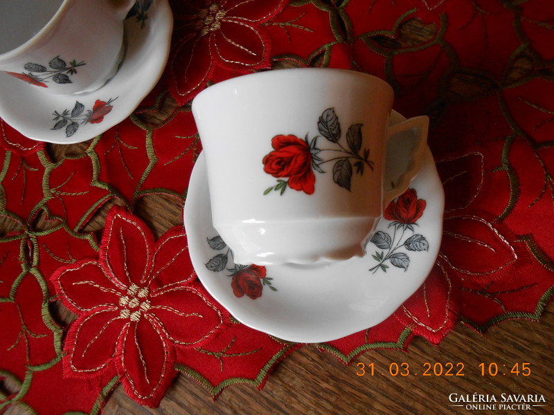 Zsolnay rózsa mintás kávés csészék