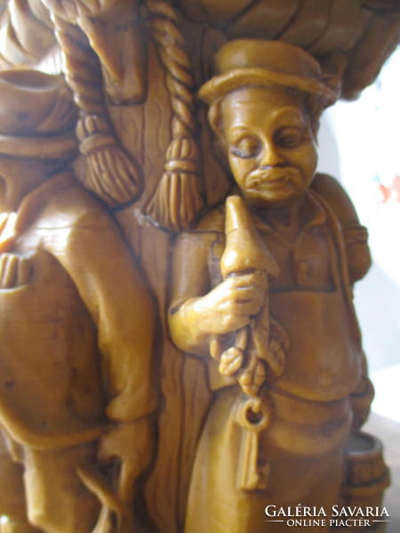 Rare, especially beautiful large wax candle with many figures 25 cm high