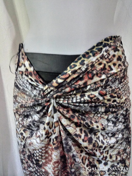 Special tailor-made maxi skirt