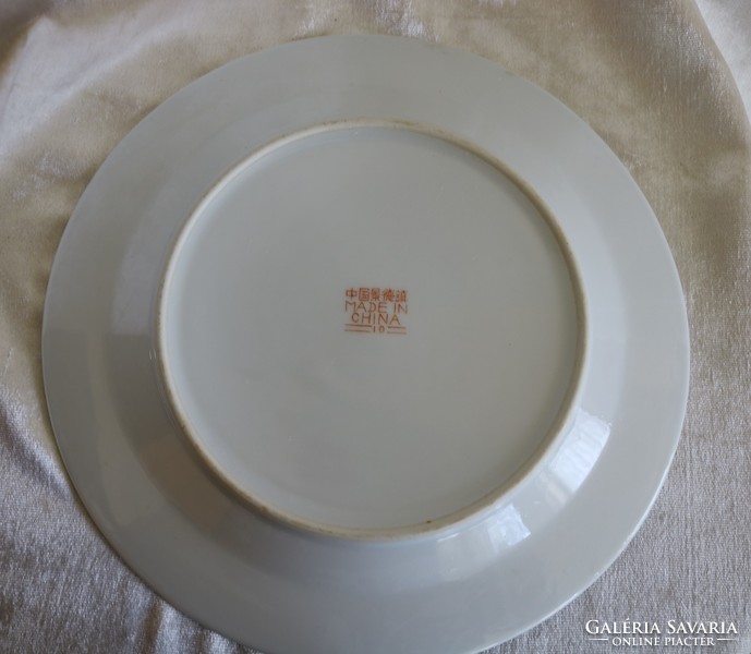 Old Chinese porcelain marked plate with richly decorated motif