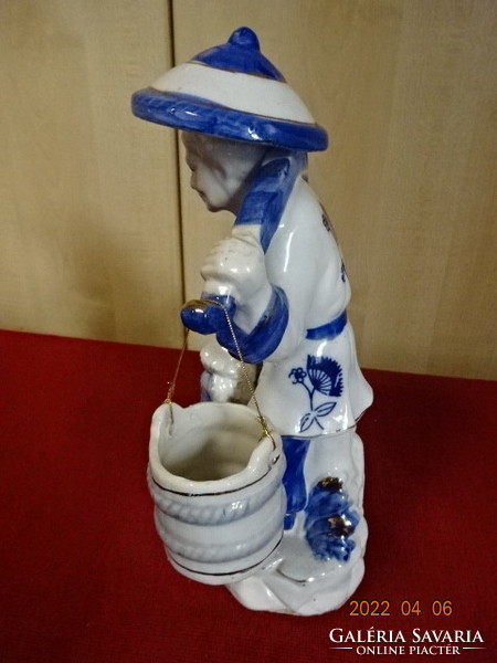 Kínai porcelán figura, vízhordó nő kézi festéssel, magassága 25,5 cm. Vanneki! Jókai.