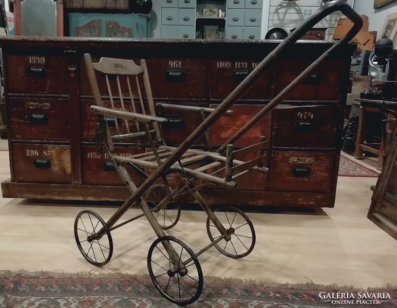 Stroller from the 1930s and 40s, a combination of hardwood and metal, in refurbished condition