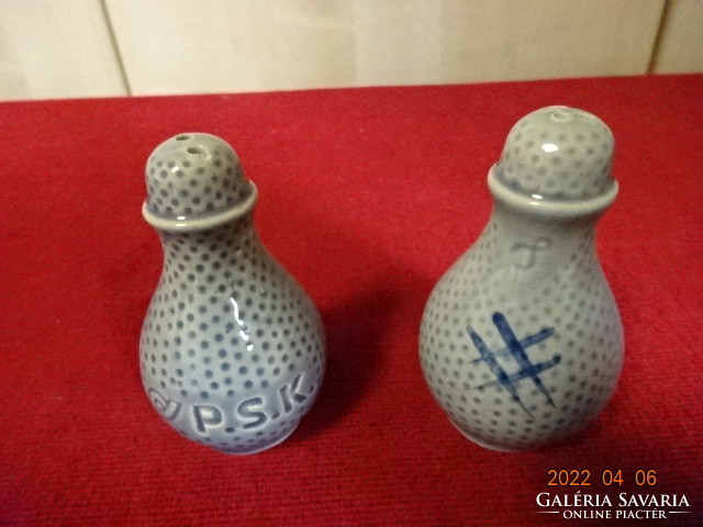 German porcelain salt and pepper shaker with speckled pattern in original box. He has! Jókai.