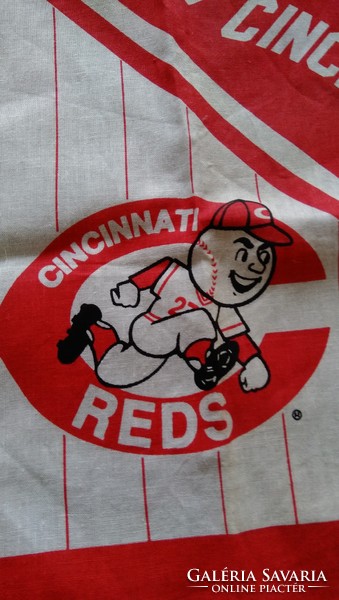 Eredeti U.S.A.  Baseball  Cincinnati Reds  Vintage kendő , Bandana, 1995  100% Cotton RN13962
