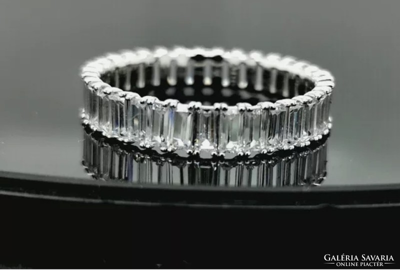 Wonderful, sparkling round stone / 925 / ring size 56 - New