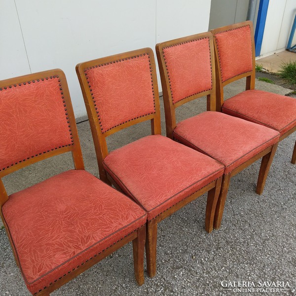 Retro kárpitozott székek