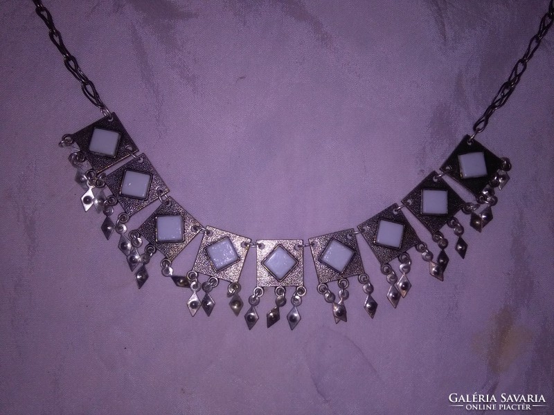 Antique metal necklace and bracelet set with white applique decoration