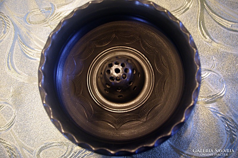 Mohács black & glazed ceramic ginter