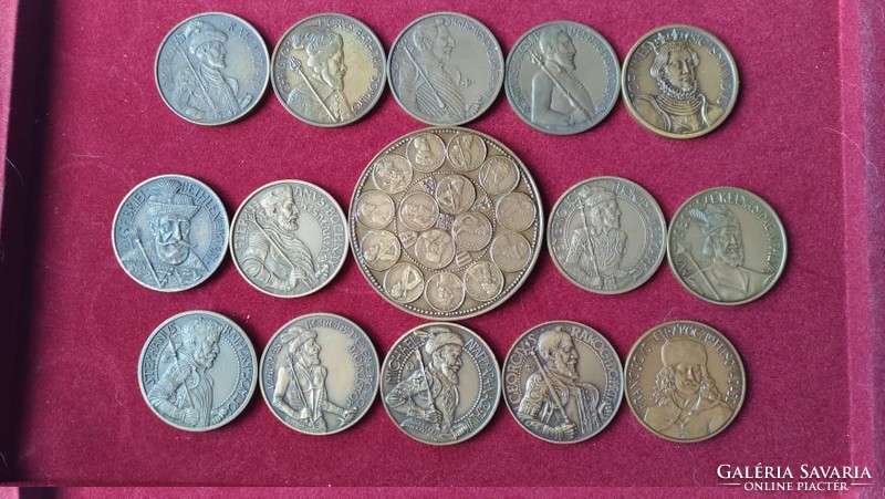 Transylvanian princes bronze medal series with closing medal