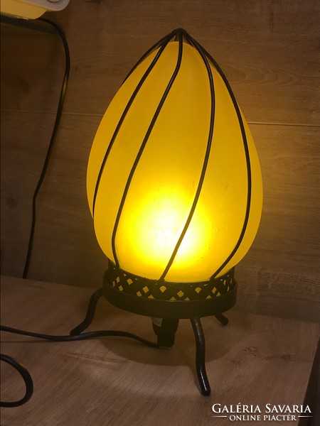 Murano table lamp blown into a twisted metal lattice, 30 cm high