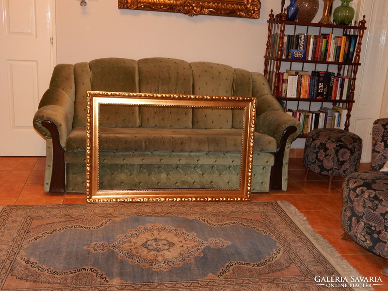 Gilded frame, in excellent condition