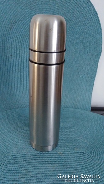 Retro stainless steel beverage bottle with removable cup