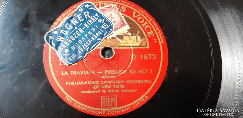 Arturo Tuscanini conducts gramophone record shellac at 78 rpm