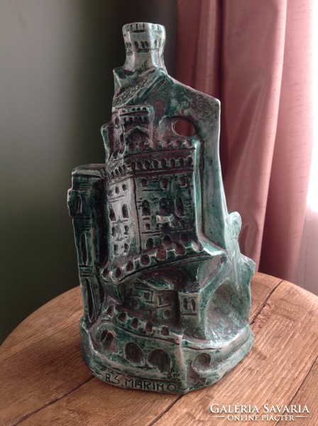 Antik r.S. Marino glazed ceramic whiskey bottle