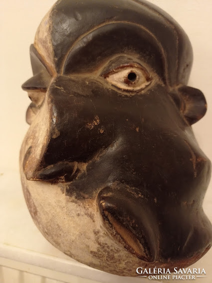 Antik Pende gyógyító beteg antik afrikai maszk Kongó africká maska 323 dob 35 4665