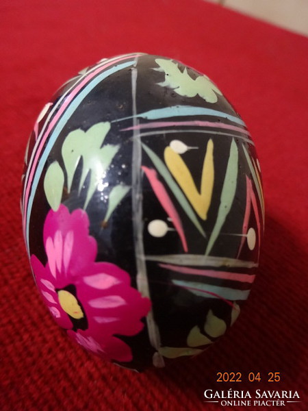 Hand painted wooden eggs, normal size. He has! Jókai.