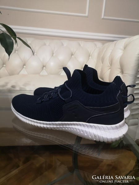 Victory 41-es unisex sneaker sötétkék szellős anyag, memory talp, elasztikus fűző