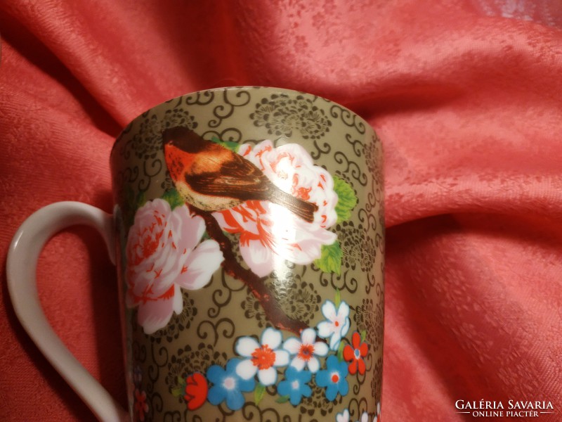 Gyönyörű porcelán madaras bögre, csésze