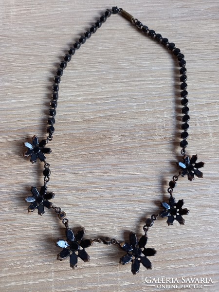 Old rhinestone stony floral necklace, necklace