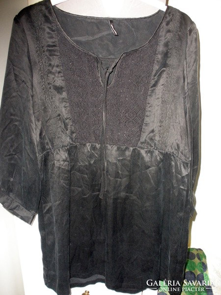 Black embroidered, lacy 100% silk tunic, top