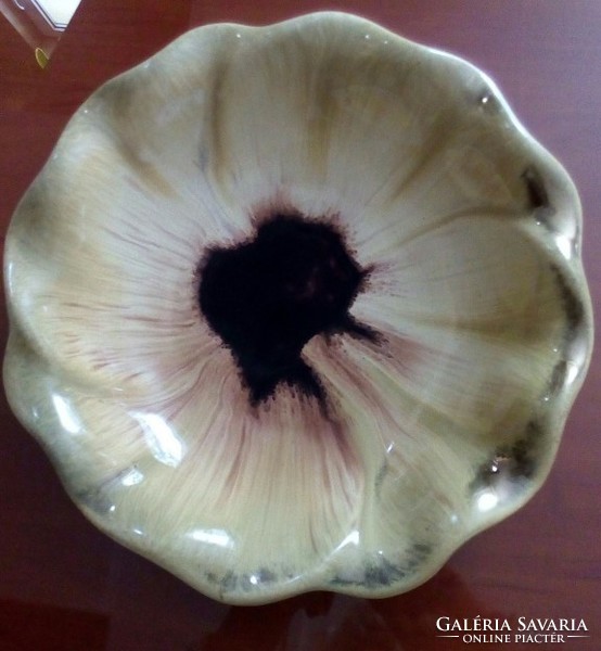 Flower-shaped German majolica bowl with beautiful glaze 26 cm in diameter