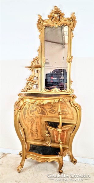 Wonderful Venetian Baroque style gilded dressing table, console table, hallway