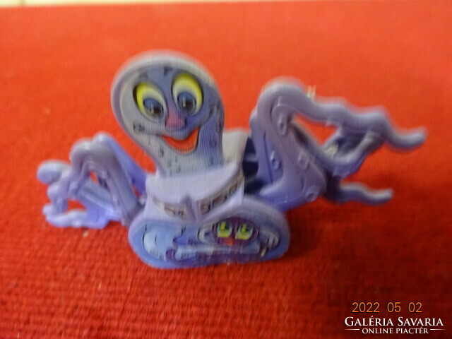 Plastic figures: octopus, snail, bird. There are 3 separate units for sale! Jokai.