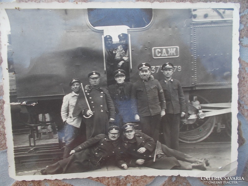 Antique photo photo group photo of railway train drivers 11.5x8.5cm