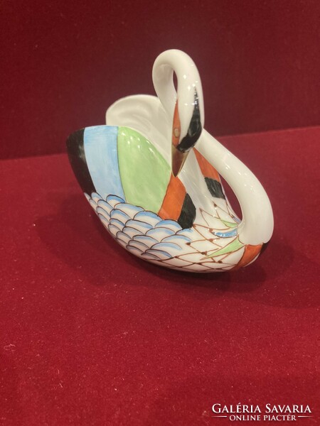 Raven house porcelain garden swan