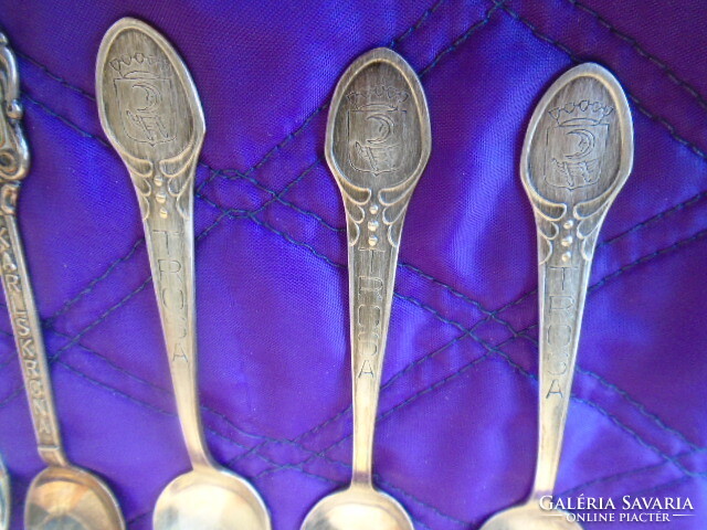 12 pcs old dessert spoons of which 2 master sign very old 2 newer models + 4 pcs