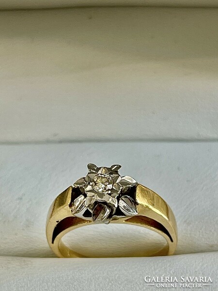 0.15 Ct Diamond Ring in 18k Gold - Platinum Modern - Brilliant Ring Unique!