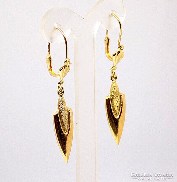 Gold dangling earrings (zal-au95388)
