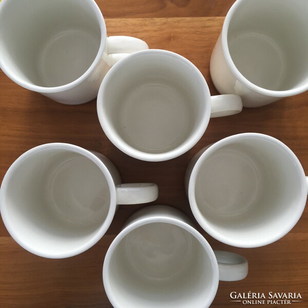 Granite jug with six mugs