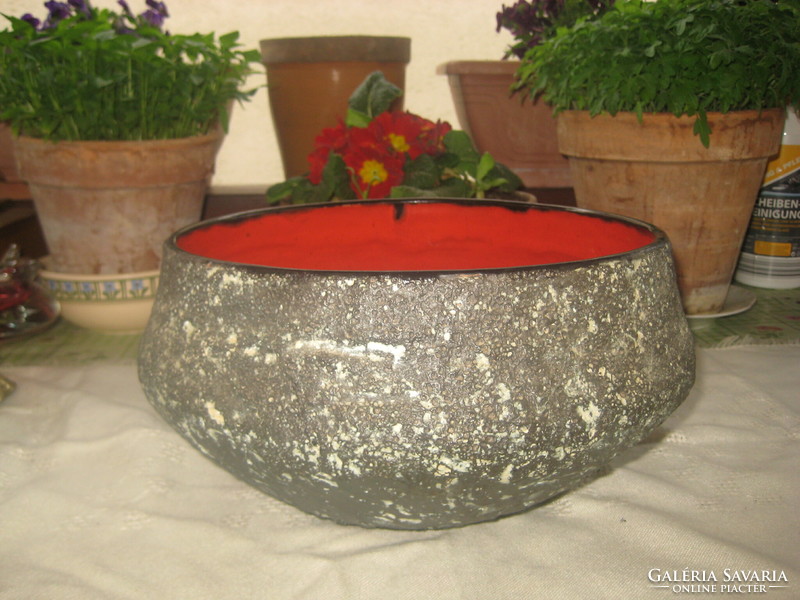 Bod Éva pot, judged, large, in good condition, lava stone effect, 30 x 11 cm