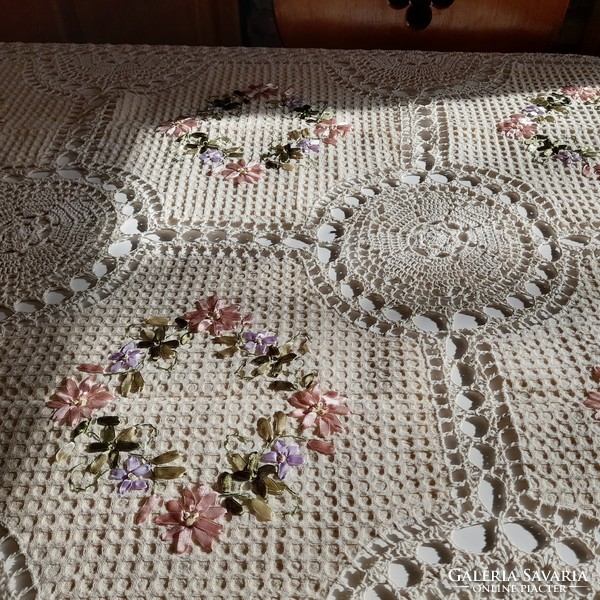 New large embroidered crochet Transylvanian tablecloth 230x150 cm