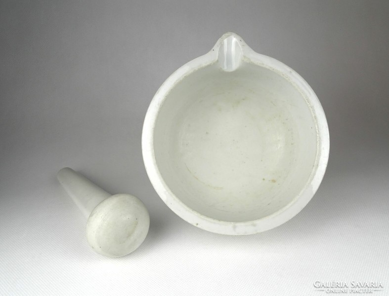 1I921 antique porcelain pharmacy mortar with pestle