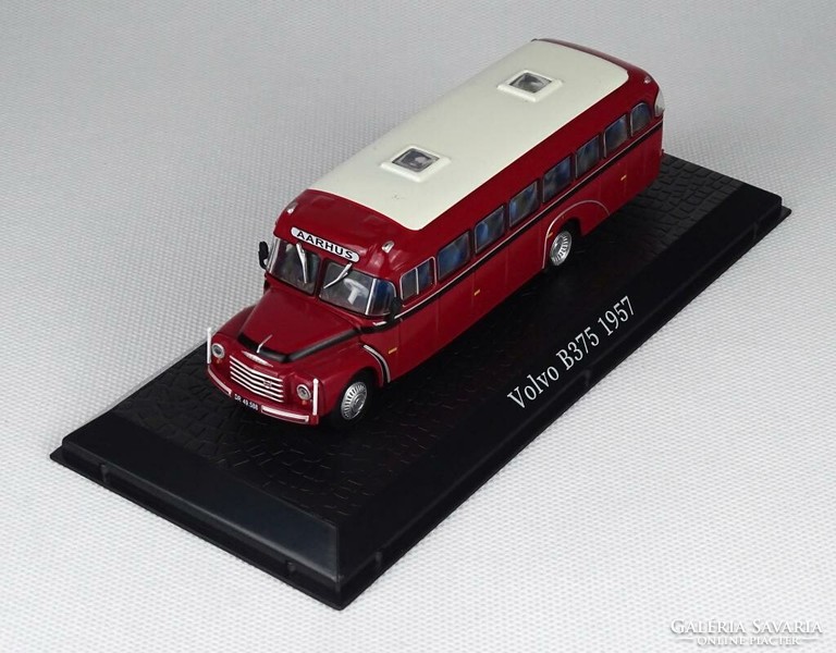 1J113 volvo b375 1957 bus model in a gift box